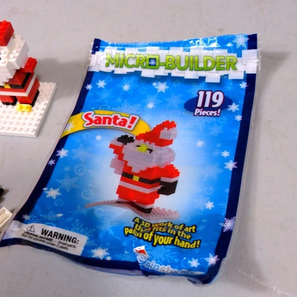 Grinstudios Santa Micro-Builder 119 Pcs‎ Christmas Building Blocks Set FF013601